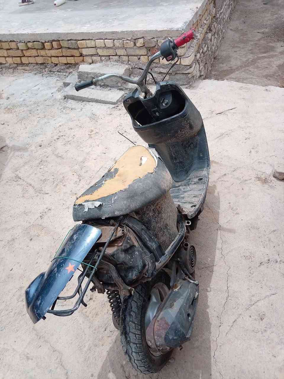 للبيع عوزه عقل فقط دراجه شغاله الله شاهد


**إذا كنت صاحب هذا الإعلان وتريد حذفه لأي سبب، رجاءا أرسل رسالة إلى الدعم الفني**