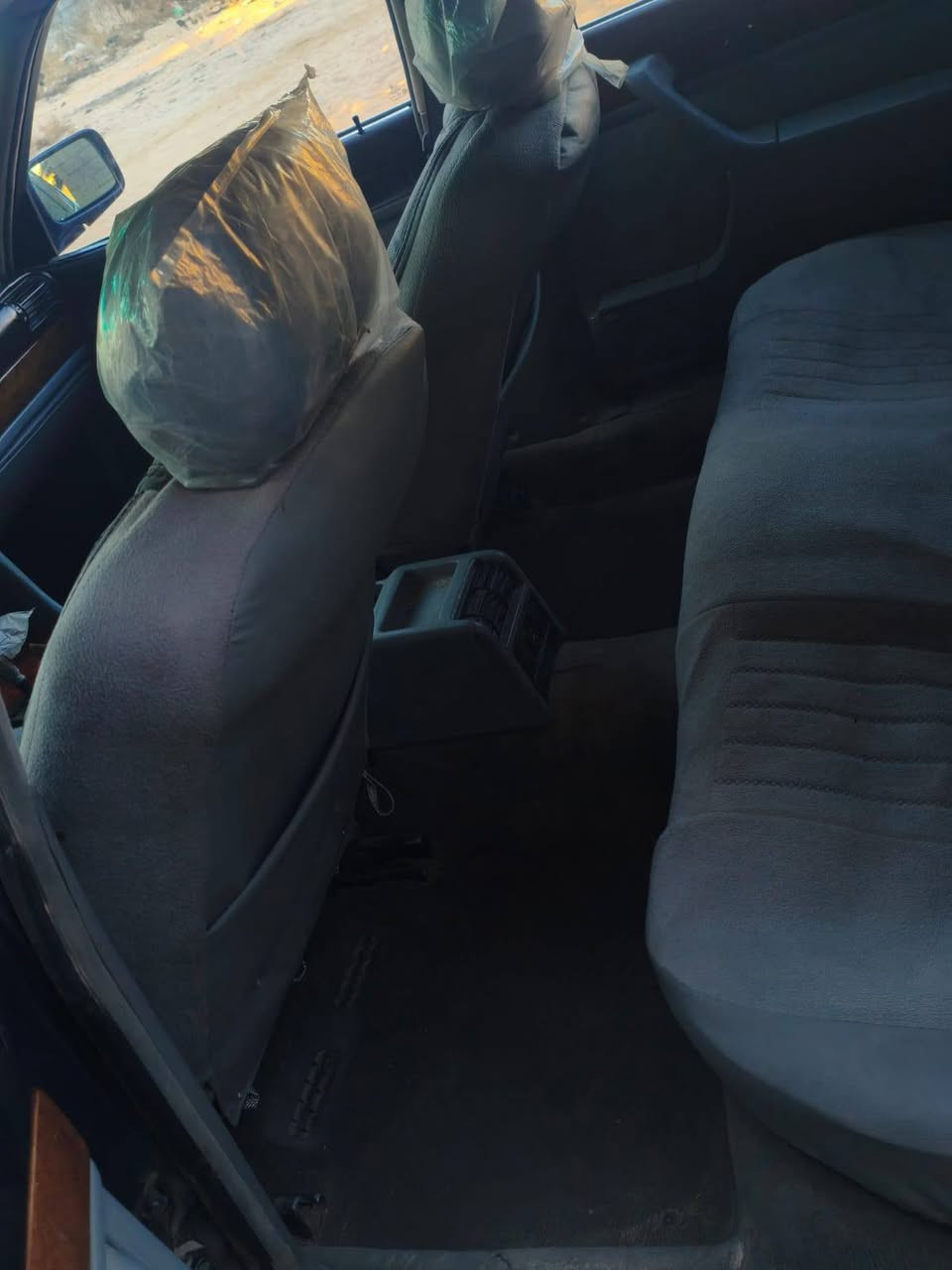 السلام عليكBMW 735 سياره جاهزه ونظيفه ما بيه نقص برغي كامله متكامله موديل 1995 السعر 60 ورقة العنوان البصرة ابي الخصيب رقم الهاتف *********** البصرة, العراق
