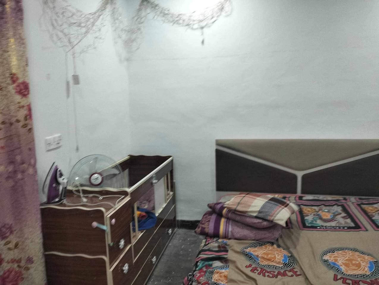 اعلان دار بلدية مضمون مقدم على التمليك للبيع 
وبي تسلسل 140 متر يحتوي عل غرفة نوم واحدة . ومطبخ حار ومطبخ بارد .واستقبال معزول . كراج سيارة وصحيات . درج خارجي .
 الموقع كركوك واحد اذار مقابل باب المعهد التقني. قرب المحافظة الجديده. بفرع جامع جميل اوجي 
سعر 33 مليون وبي مجال بسيط جدا
للاستفسار الاتصال على الرقم ***********
توجد خدمة واتساب وفايبر على هذا الرقم 
او الرقم الثاني ***********
لمعرفة المزيد من العروض تابع صفحتنا على الفيس بوك سجاد للعقار ونستقبل جميع عروض بيع العقارات
