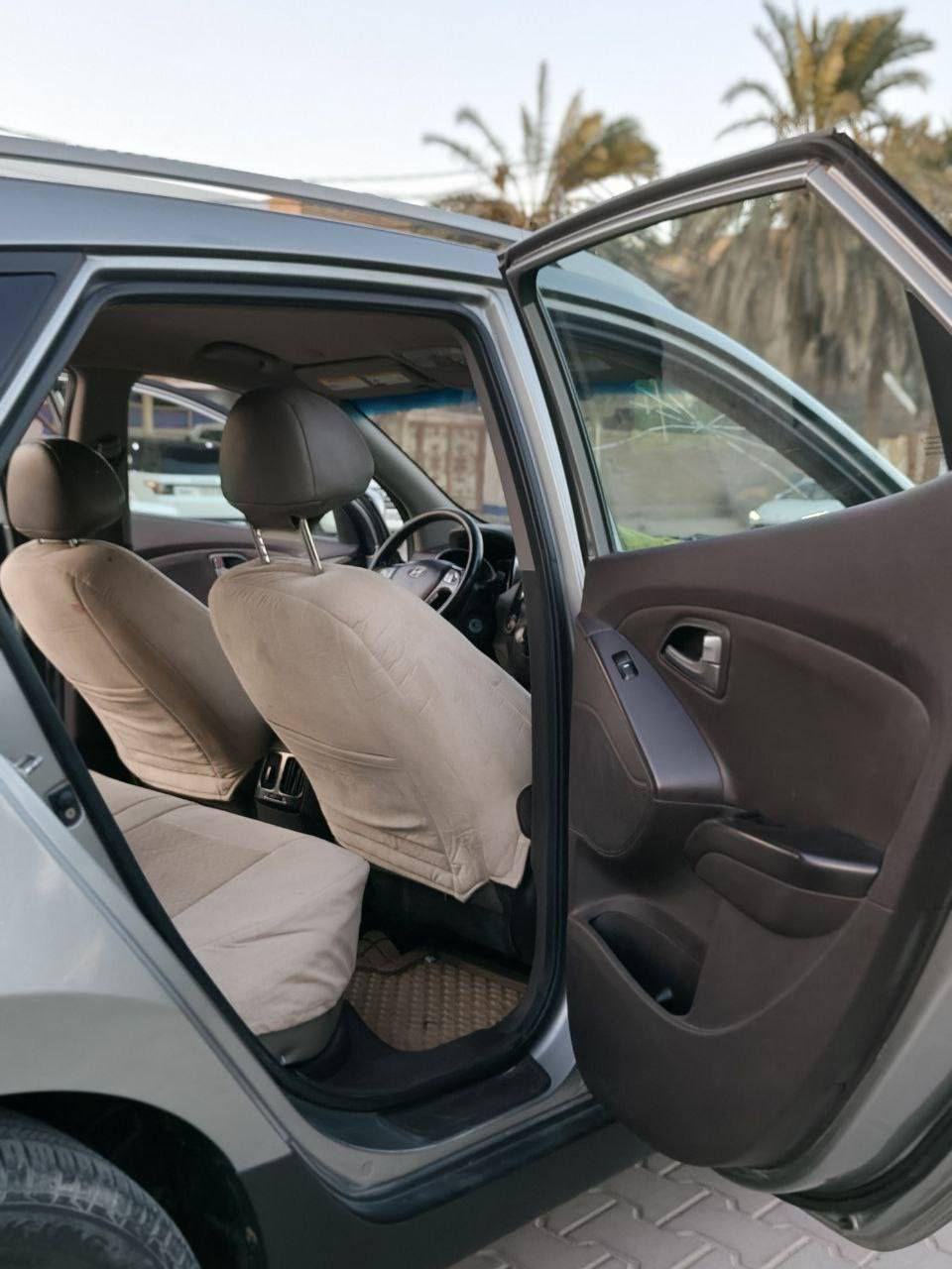 للبيع توسان موديل 2015 امريكي 
رقم دولي جديد
بيه قطعتين جاملغ وبنيد
حداديه ومنضومه تبريد جديد تخم تاير. جديد
مكاني بابل الحله السعر 138وبيها مجال 
لل استفسار ***********
