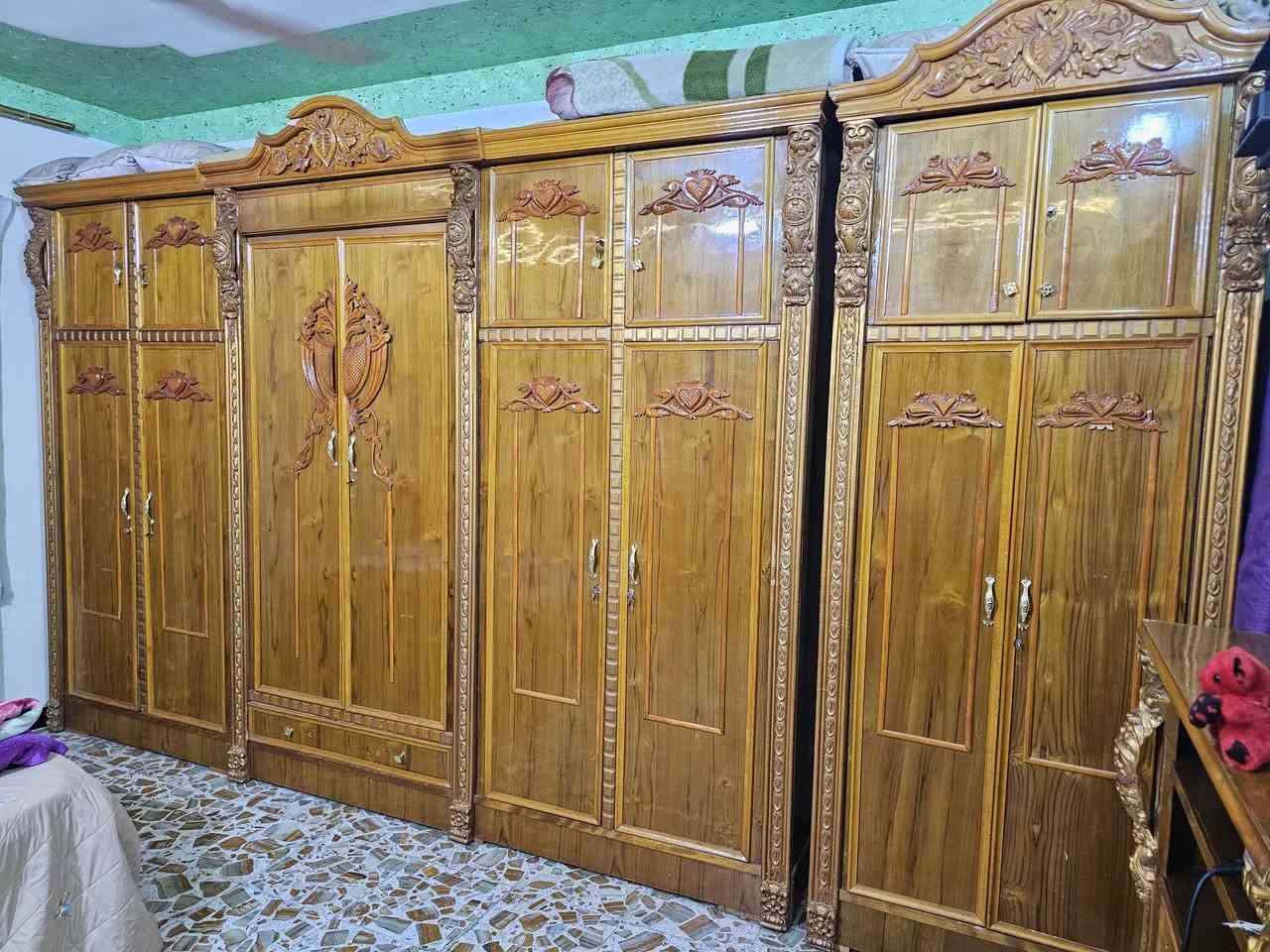 السلام عليكم غرفة اخشاب صاج داخل وخارج تزكام شغل درجه أوله مستعمله 5 سنوات العنوان بغداد المعامل الحسينية السعر 1500 بيها ملاحظات بسيطه الهاتف ***********
