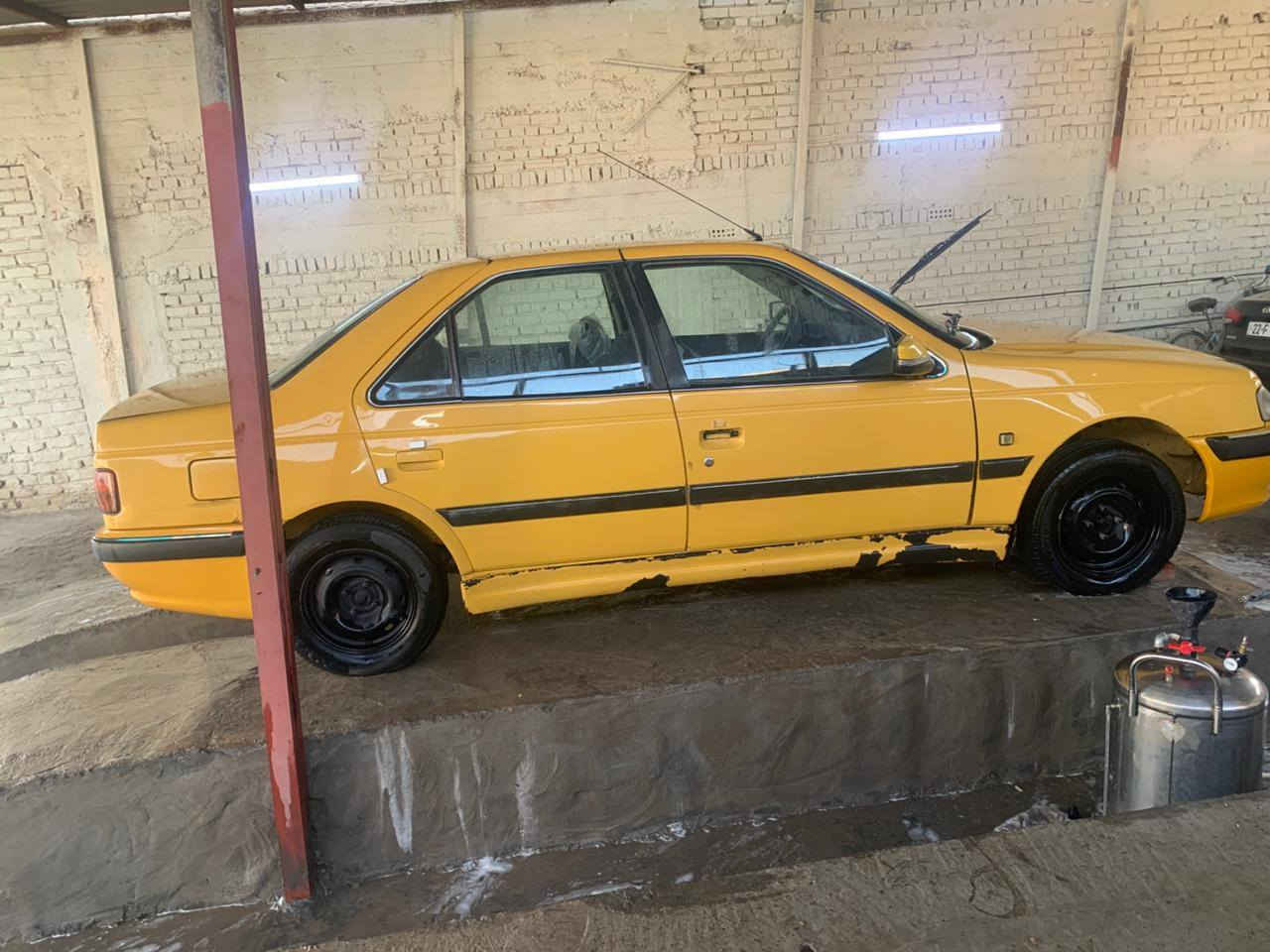 سلام عليكم سياره بيجو بارص ٢٠١٥ للبيع او مراوس حسب قناعه سعر ٤٠ وبيه مجال للشراي
***********
***********
