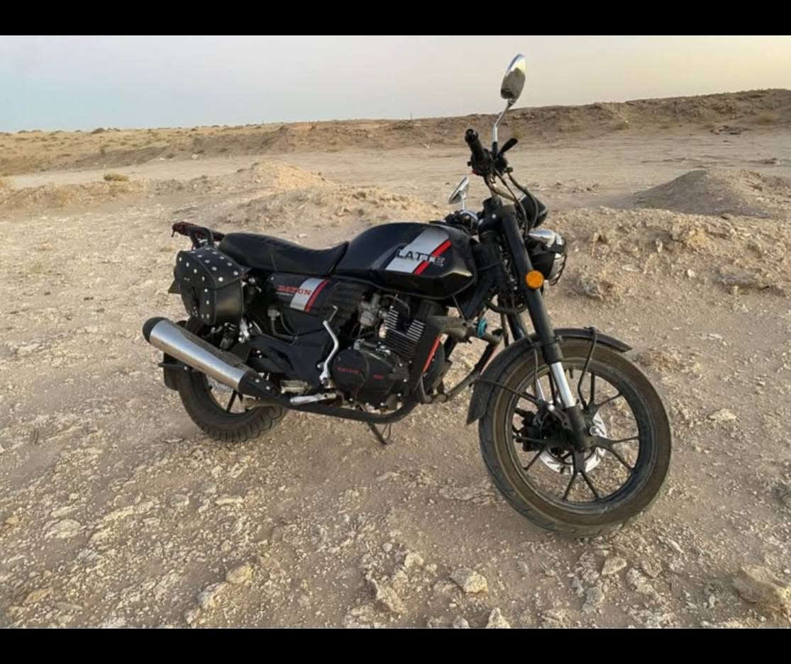 دراجه لايتي اسود
محرك 200 
رقم وسنويه باسمي مداور ثاني يوم 
دراجه أخذته زيرو 
مشت عندي 2000 كم 
السعر 2350000
الاستفسار 
مكاني كربلاء
 
***********
