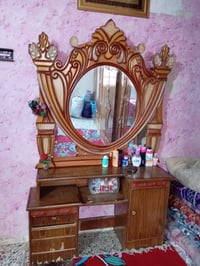 غرفة للبيع • نظيفة • مرتبة