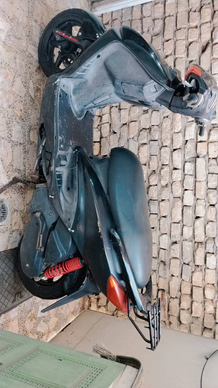 دراجه سكنس نثيه للبيع دراجه  بوشه٤٩ مجفته تجفيت فول نكره سلف باي وقت السعر٥٠٠ وبيه مجال قليل
***********وهاذه رقمي اتصل مابي واتساب مكاني بغداد جميله
