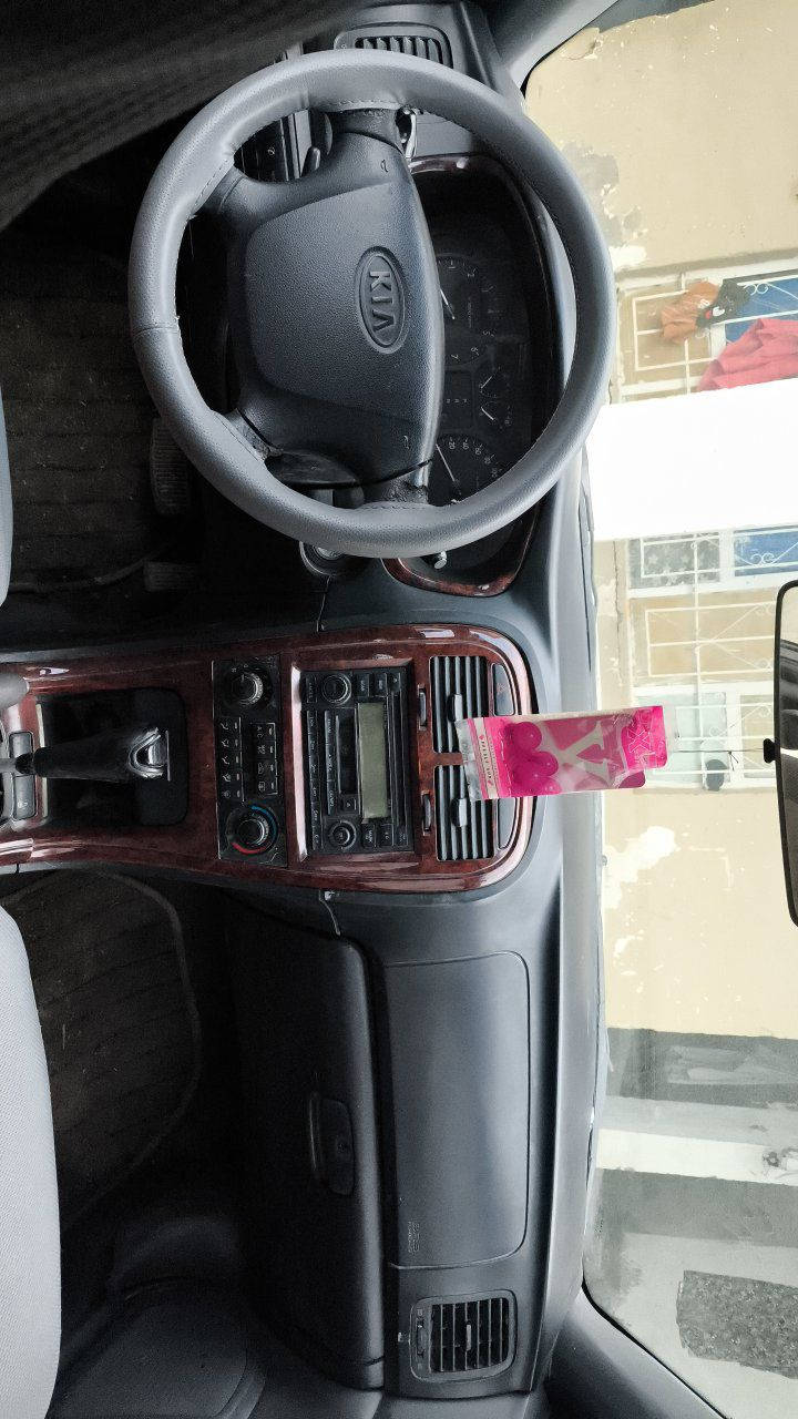 السلام عليكم 
كيا اوبتيما 2006 رقم حله انگليزي السيارة داخله هزه ونافذه لغاية شهر التاسع 2026
سنويه ل 2027
محرك 4 سلندر 2000 دوش
بيها ضربة بالچاملغ الأيسر وخدوش موضحها بالصور مصبوغة صبغ عام للجماليه 
السيارة مكفولة من الگص والعيب الشرعي ونقل الجثه
السيارة بأسمي مكانها ذي قار الشطرة
السعر 67 وبيها مجال حگ الجيه
الاتصال على ***********
