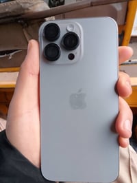 اسلام عليكم مبايل ايفون 15برو ماكس وتر بروف نورمال ذاكره 256 نضيف جداا...