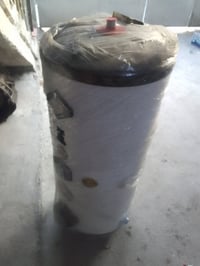 عندي سخان جديد للبيع ما مشدود مانت الله مكاني سيديه 07752236010 متواجد...