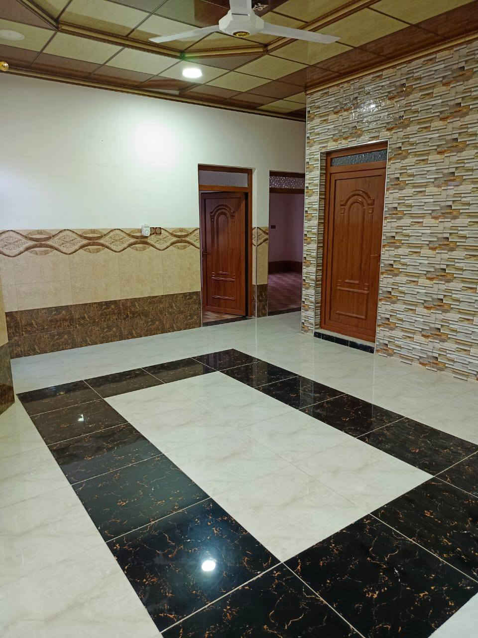 عروض مكتب اساور للعقارات 
دار للبيع في حي مزارع الحدباء قبل شقق الحدباء
بستان ملك صرف طابو الزهور
شارع تبليط 12 متر
شروق تام
200 متر واجهه 10 ركن
طابق ونص
البيت فارغ استلام فوري
اربع غرف نوم
لمعرفه السعر اكتب تم ليصلك على الخاص
للاستفسار زياره المكتب سايدين البحرين مقابل مطعم احمد الحاج صلاح
***********
***********
