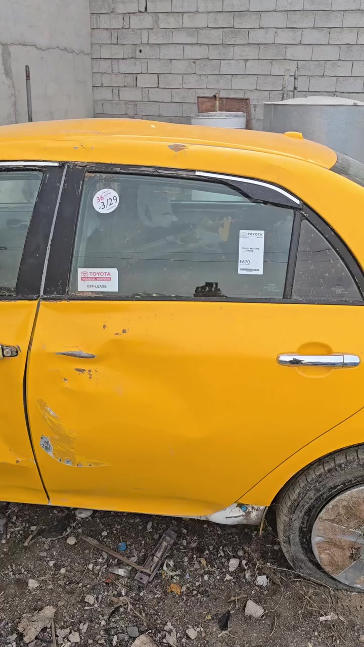 السلام عليكم
سياره كورلا موديل 2010
سياره گير محرك جديد شرط 
تدفئه تبريد 
سياره صار بيها هاذه الحادث مثل ما موضح.. والله يجفيكم شر الحادث.. وابيعهاا عل حالتهاا.. السعر.. اتصل.. على الارقام وتدلل.. 
***********📞
***********📞
