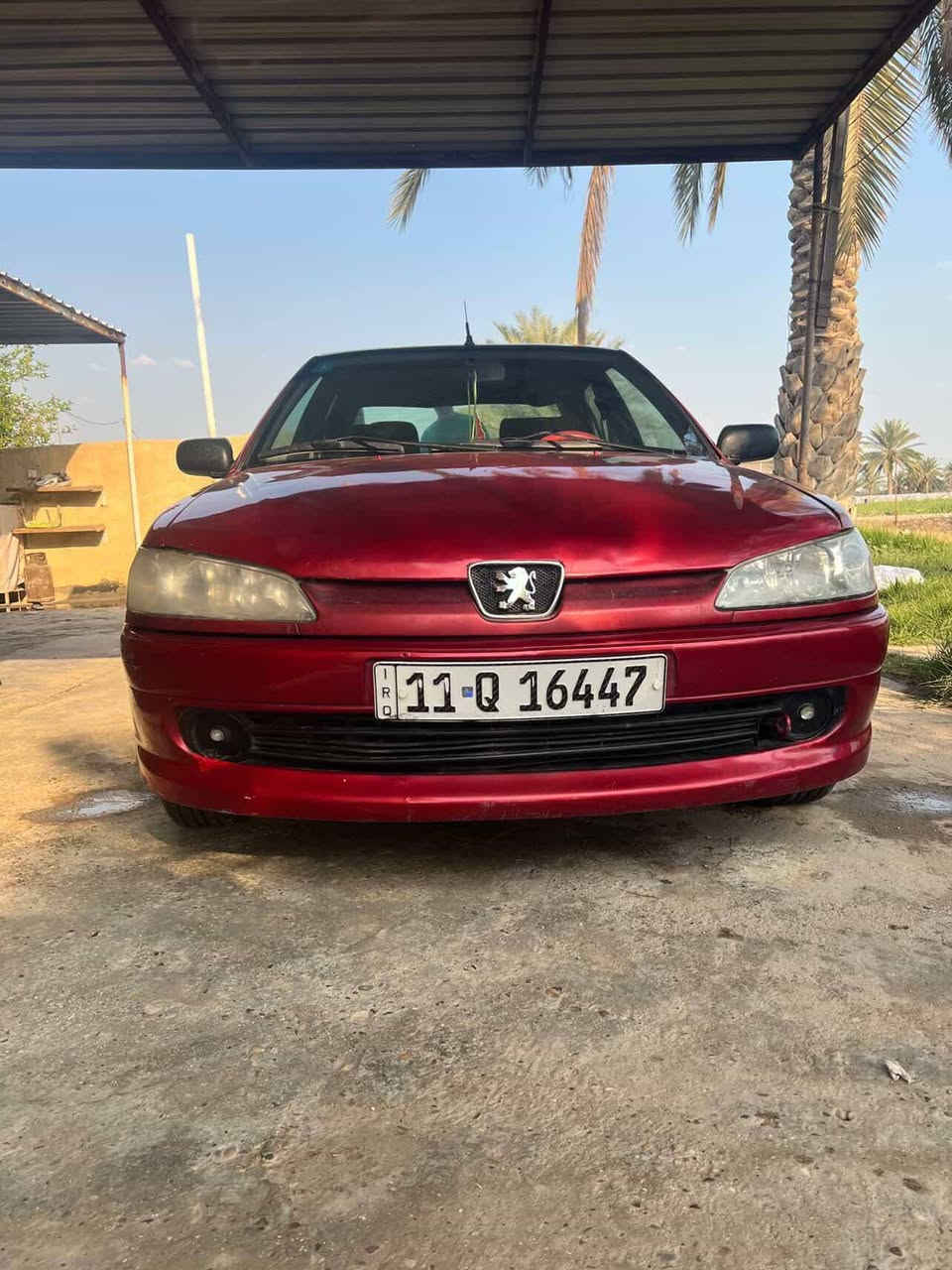 سلام عليكم بيجو فرنسي 
السياره بيهه ضربه بل جاملغ الخلفي ومبصبوغه عام جماليه 2001 نضيفه سنويه وهزه جديده 2031 جديده السياره ادامه جديده تخم تاير جديد منضومه زنون تحويل موجود جديده السياره مابيهه اي نقص مال جناي السعر 41 وبيهه مجال رقم 
***********
