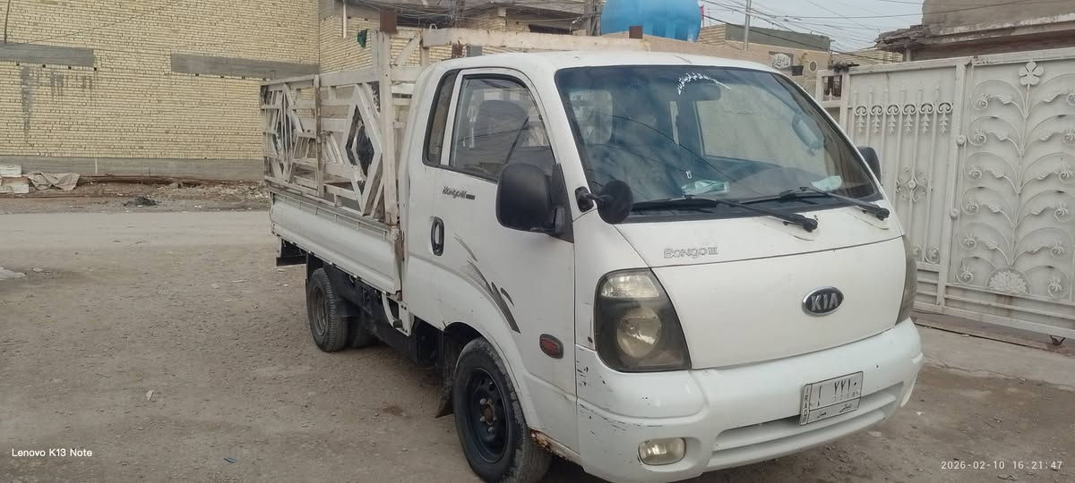 السلام عليكم سيارة كية للبيع 2007 مسكر محورة بم ونوزل رقم ديالئ  تخم وتاير ومحرك جديد صارلي شهر من شديتة الرقم والاستفسار :***********سعر78ورقة
