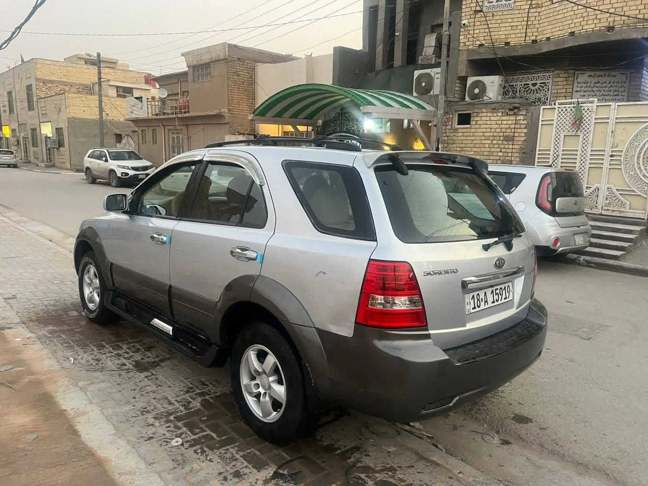 السلام عليكم كيه سورنتا موديل ٢٠٠٧ للبيع رقم بابل انكليزي تحويل ثاني يوم سنويه لغايه ٢٠٣٠ هزه جديده سياره وارد خليجي مكفوله من ضربه والصبغ  مكينه سته سندر مكينه وكير وحداديه وكهربائيات تبريد وتخم تاير مكفولات سياره كل نقص مابيها جاهزه السعر ٨٧رقم الهاتف ***********مكاني كربلاء مامتواجد ع فيس اخوان مكلف بلنشر
