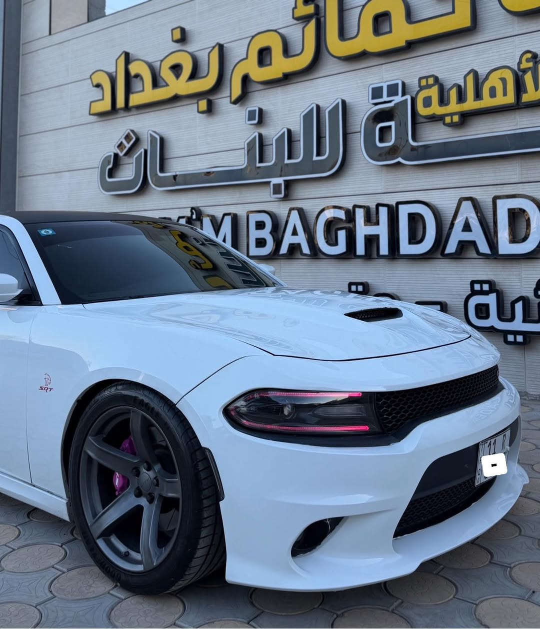 جارجر سكات 2019 ابيض
للبيع او مراوس حسب القناعة 

جارجر سكات 6400
موديل 2019 

رقم بغداد باسمي هزه جديده 
ماشيه 46 فقط حقيقي 

الحادث : تقرير مياة امطار تعمل وتسير 
و صفر مسج  بالدشبول بصور الحادث 

بيها قطعتين صبغ بدون دواخل
 ++ بدون ايرباك سليم 

السيارة فول عدا الفتحه 
رادار نقطه عمياء جانبي 
غرفه السيارة كنتارا مختم 🐝
وباقي مواصفات السكات …

الاظافات : 
دركه D ريد اي 
تنته روز رايز + كنتارا
ويل اصلي + تخم تاير جديد
لايت لد اوركل متغير
عدسه لايت ثلاثيه 
اكزوز تفصال يم علي الوادي 
بوابات اكزوز تسد وتفتح 
دعاميه خلفية وايد بدي 

مكينه كير تبريد بحالة ممتازة 

السعر : 198 ورقه مجال للشراي 
حبايب الي ما يعجبه السعر او السياره 
يرفع المنشور بكلمة طيبة تعكس اخلاقه 
لا تقارنوها بالمهجوم والبجم 
اي استفسار 
***********

