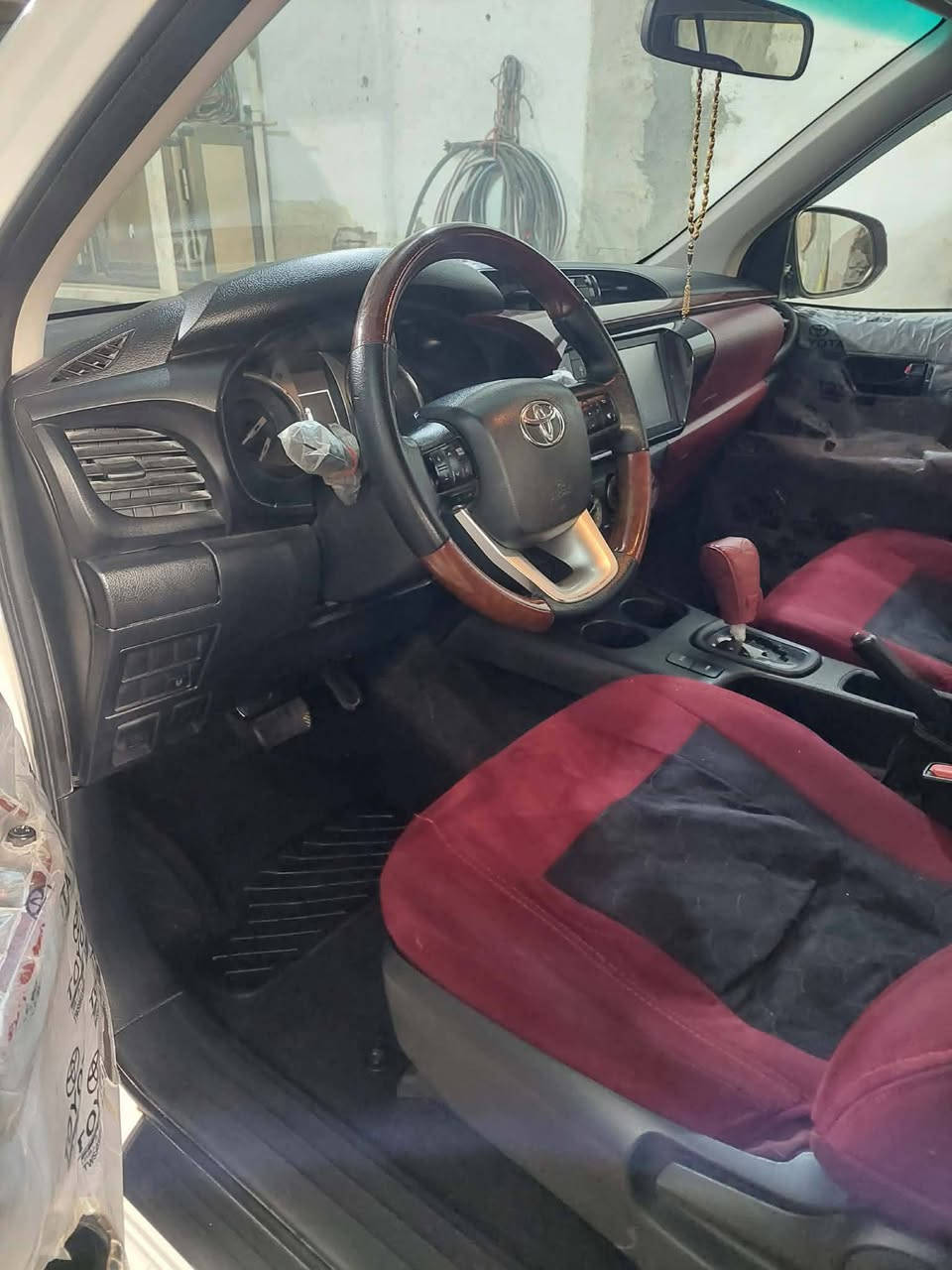 السلام عليكم بيكم هاي لوكس موديل ٢٢سياره كويتيه جديده تخم تاير بلادي احلا من صور رقم بابل تحويل مباشرسياره مكفولة كفاله عامه مكاني بابل السعر خاص***********
