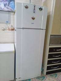 ✨للبيع ثلاجه نظيفه جدا وحجمها كبير للبيع في بغداد حي الجامعة مداخله تص...