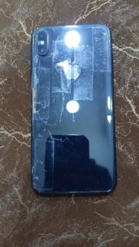 آيفون اكس ماكس • ٢٥٦ • بطارية ١٠٠