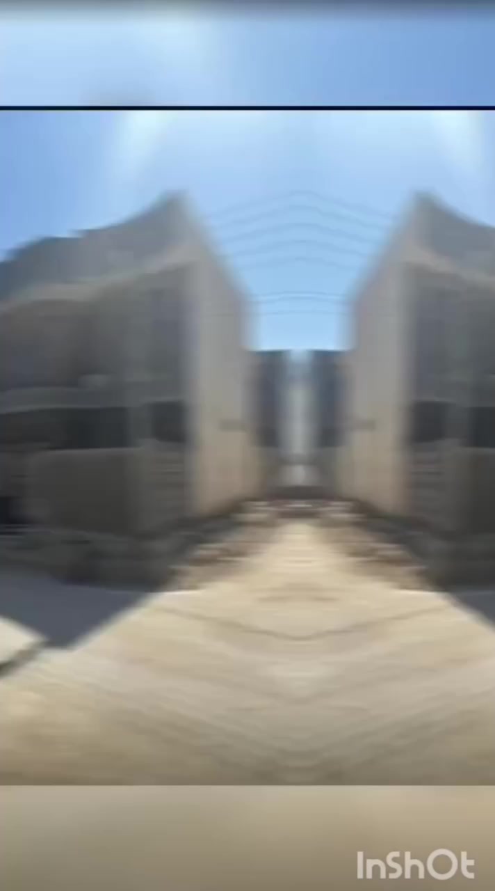 للبيع: "بيت العمر" الذي يجمع بين الفخامة والراحة بمساحة 150 متر مربع. 
أبرز المميزات:
تصميم عصري: واجهة مميزة تجمع بين الحداثة والأناقة، تعكس ذوقك الرفيع. 
استغلال ذكي للمساحات: توزيع داخلي يمنحك شعوراً بالاتساع والحرية في كل زاوية. 
تشطيبات ملكية: دقة في التنفيذ واستخدام أفضل المواد لضمان الجودة والجمال الدائم. 
إضاءة طبيعية: تصميم يسمح بمرور أشعة الشمس لتضفي دفئاً وحيوية على منزلك.
***********
