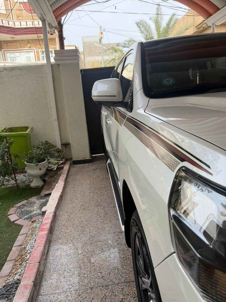 سلام عليكم لاندكروز 2020بريم اصل ماشيه 117الف كيلو بيه رصعه ومعدله PDR مكاني بابل مركز الحله  السعر575ورقه للاستفسار اكثر ***********
