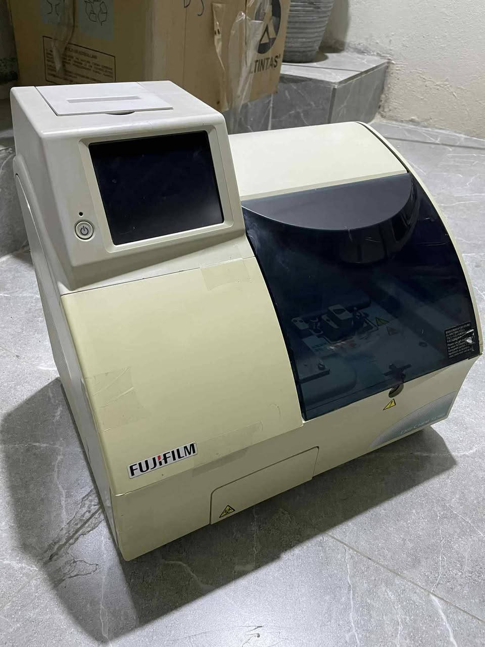 السلام عليكم ...وصول اجهزه مختبريه نظيفه جدا  للبيع..

١.  جهاز فوجي فلم نظيف  بسعر ٢٦ ورقه .
٢.جهاز افياس نظيف جدا بسعر ١٣  ورقه 

للاستفسار الاتصال على الرقم ***********..التوفيق للجميع أن شاء الله
