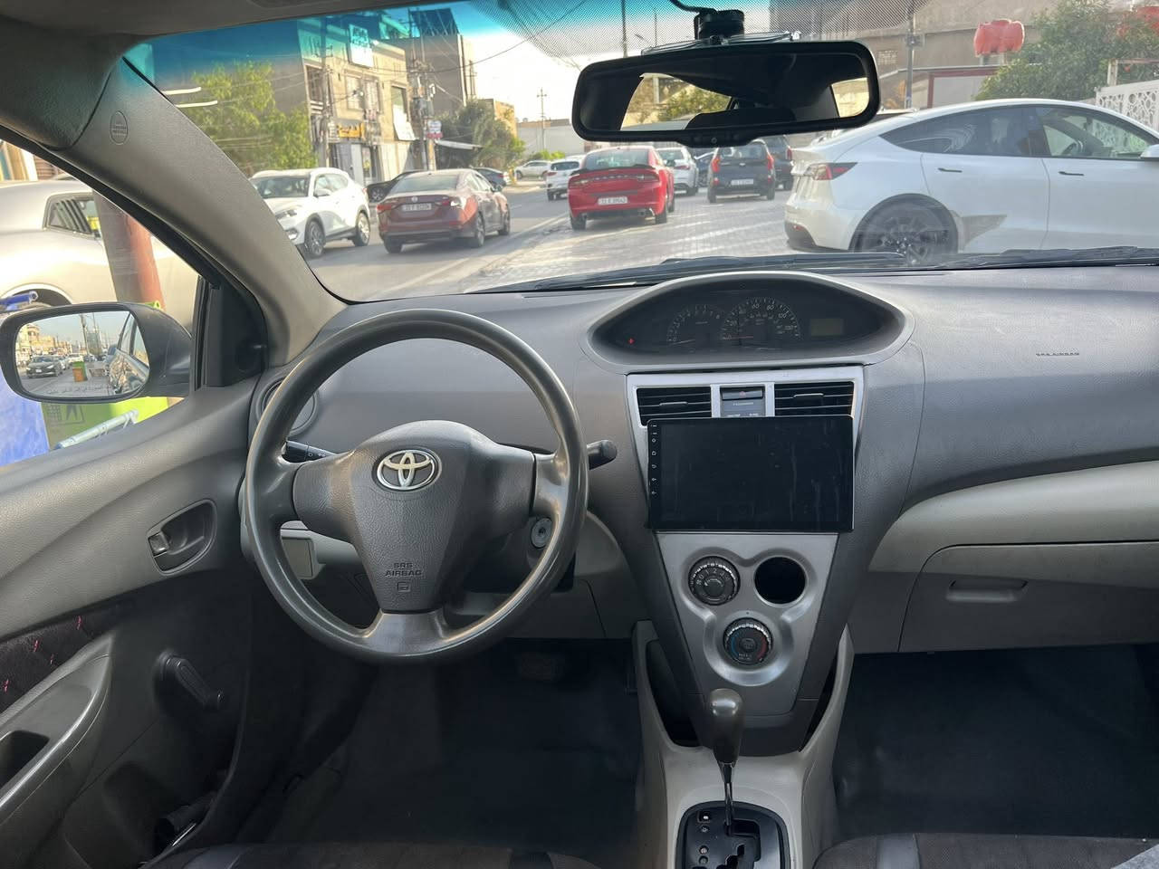 السلام عليكم يارس 2009 امريكي مكينه 1600 مكينه وكير مكفولات السياره جاهزه تبريد شغال ماشيه 136.000 حقيقي
نظيفه احلى من الصور صدر جديد التايرات جديده 
باتري جديد رايدها ب 75 بيهـا مجال كلش قليل 
***********
