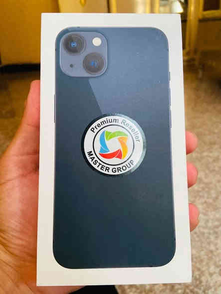 ١٣ عادي ماستر 
بطارية ٩٣ اخر تحديث
الجهاز شاشه وظهر نظافة ١٠٠ بالميه
لكن الشاصي بي ضربات 
للبيع ب٣٧٥ قفل
‏***********
