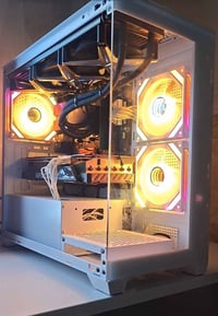 رايزن 5 9600X • RTX 3080 • كيس داركفلاش