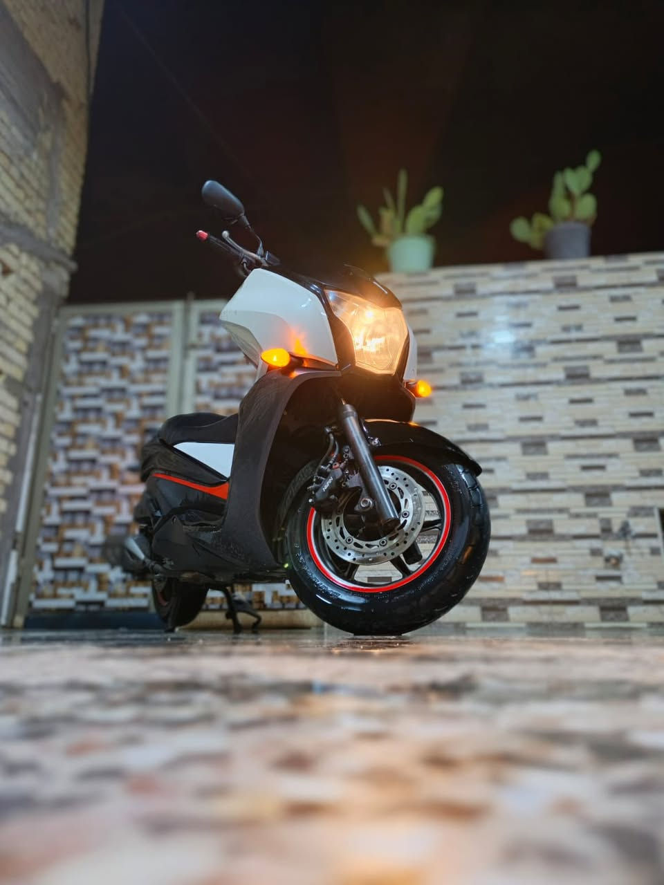 السلام عليكم فاز موديل ١١محرك ٢٥٠ دراجه نضيفه كلش بغداد مدينه الصدر ***********
