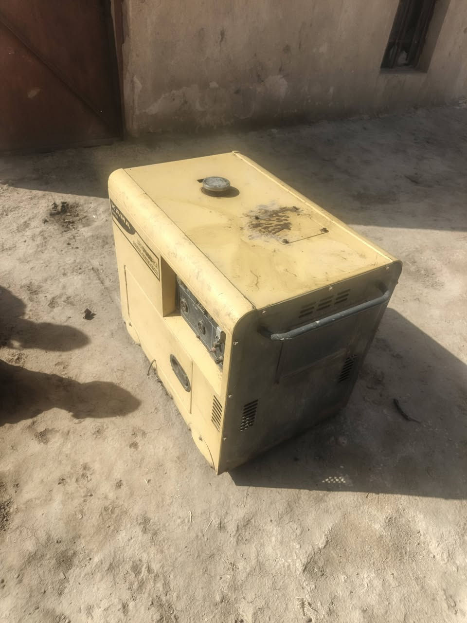 مولد كامه كاز البيع مستعملة محرك كايم السعر 300وبيه مجال لاستفسار اتصل ***********بابل الحمزة الغربي الغزالي
