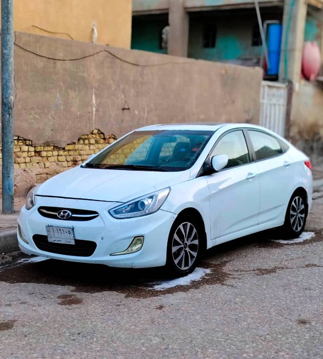 اكسنت موديل ١٥ خليجي فول فتحة تحكمات ايكو شاشة كامرة محرك ١٦٠٠ دوش مكفولة من الصبغ والتبديل بيها ملاحضات بصيطة سيارة جاهزة تخم تاير باتري تبريد محرك كير مكفول رقم ميسان انكليزي بأسمي تحويل ثاني يوم السعر ٩٥ وبيها مجال مكاني ميسان قلعة صالح ***********
