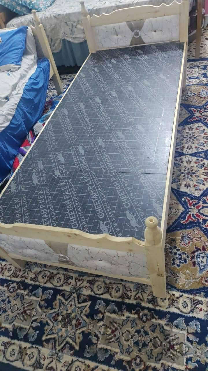 جرابي نفر عدد2 نضاف سعر الوحده 60بي مجال
العنوان جغيفي ثانية ***********
