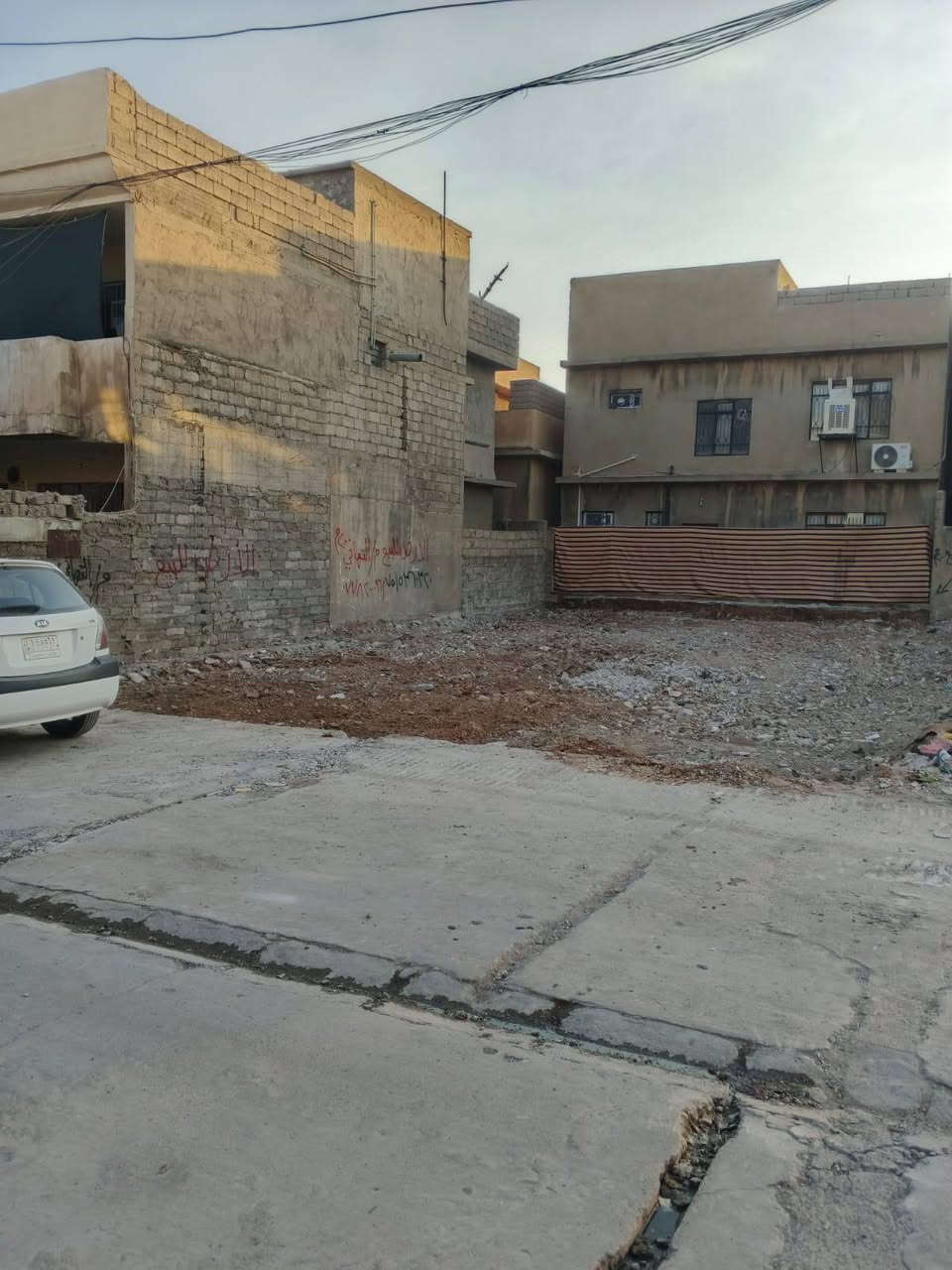 🌏ارض للبيع بسعر مناسب🌏

علق بتم يصلك السعر 

📍الموقع حي الميثاق مدرسة البراء بن مالك 

ممكن بيعع نصف العقار 100م

من الشرعي مباشر🫆

المساحة200

الواجه 10

مكتب التهاني للعقارات سايدين الميثاق مجاور شركة الحافظ 

👤فيس بوك #مكتب التهاني للعقارات

☎️☎️***********☎️☎️

☎️☎️***********☎️☎️
