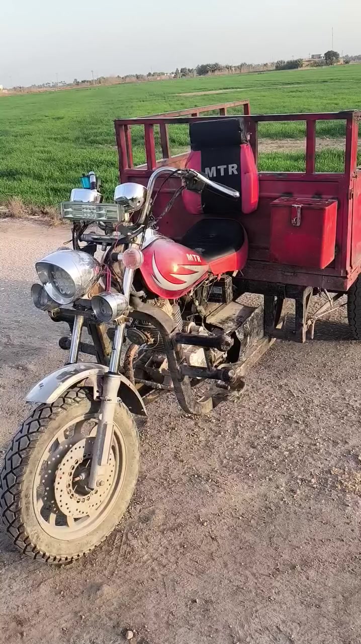 للبيع ***********رقم اسود وسنويه مو بسمي 750 نجف قرب صيطرت ام عباسيات
