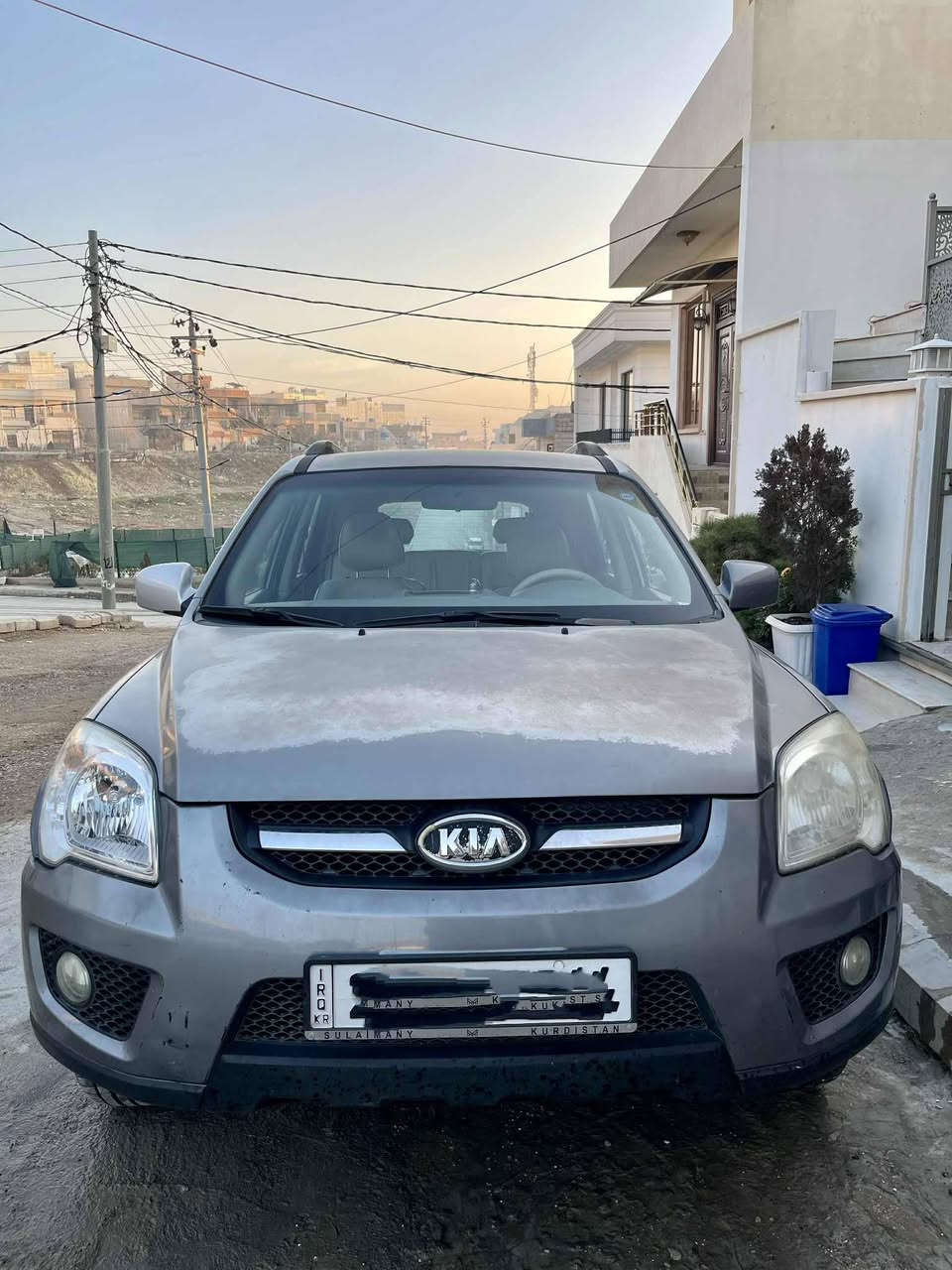 کیاسپۆرتاج
تەنها دەرگای دواوەی بۆیاخ
مۆدێل 2009
ڕەقەموسەنەوی سلیمانیە تا2029تازەیە
گێڕومەکینەی شەریکەیە نەکراوەتەوە تەبریدو هەموگیانی ئیشەکان وەکشەریکەیە
ژمارەی خاوەنی..***********
                      ***********
نرخ،،108$ مەجالیکی کەم
