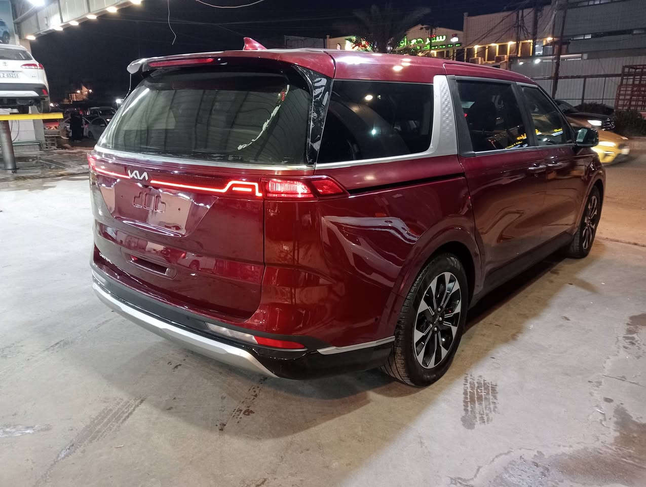 كرنفال 2024 امريكي
‏V6 ستة سلندر 

🚨بدون لوحات

السيارة حادثها خلفي بدون ايرباك 
الجنطة والجاملغين الخلفيات مصبوغات 

1.بصمة أبواب
2. شاشة
3. تحديد مسار
4.كشنات جلد ومنفذ شحن بكل كشن
5.بصمة 
 6. بردات خلفية بلادية
7 .لد نهاري
 8. حساسات لايتات
9. بيبان كهرباء وتحكم من البصمه
10. رادارات 360 درجة
11. كشافات
12. لايتات لد 
13. مانع تصادم
14. ثلاث قطع تبريد
15. هند بريك بصمه  
17. مراقبة نعاس السايق
18. وضعيات قياده سبورت إيكو نورمال
19.مثبت سرعه
20. تحكم ستيرن 
21. مايك داخلي . 
22. كامره داخليه عدد 2 لمراقبة الركاب
23.  8راكب

🚨السعر 245 $ قفل بدون لوحات
🚨مكانها بغداد حي اور
🚨***********
