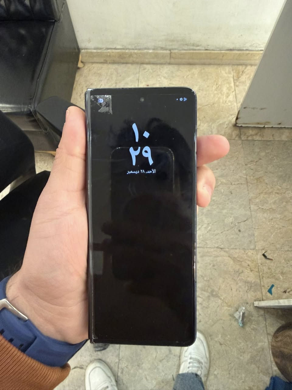 للبيع او مراوس كلكسي فولد 5 ذاكره 512 السعر 1200 نظافه فول اي خلل مابي مكان حريه ساحه عدن ***********
