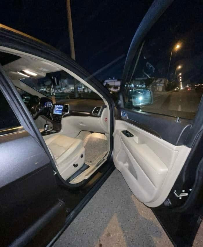 جيب خليجي 2018
ماشيه 112mile
مبدل باب خلفي نفس لون اصلي 
مكفوله من الصبغ 
سياره مابيها مصرف حداده وتايرات وتبريد 
سعر 238 ورقه وبيها مجال
***********
