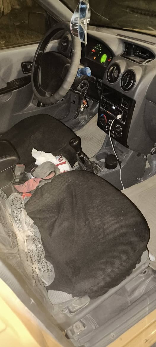 سيبا ١٥
مكينه كير حداديه كفاله  
كشر نضيفه 
مصفره هيا وغرمات  سنويه ماصاقطه 
راعيه موجود يريد مداور 
بيع او مروس مكاني دوانيه 
***********
سعره ٣٠ وبيه مجال
