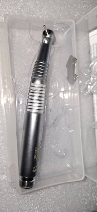 ١٠٠ الف • ٩ قطع