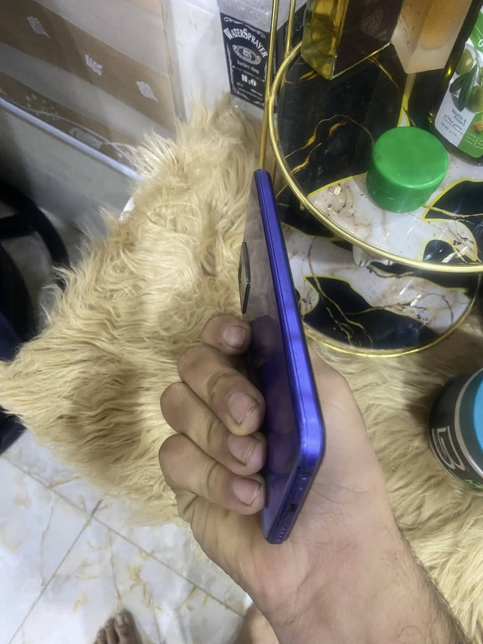 اسلام عليكم شباب عندي تلفون ‏ vivo y21 جهاز يخبل دبل شريحه ذاكرته 64مكسوره فقط كامرا بس شغاله كلشي مابيهه تشتغل امامي خلفي مابيه اي مشكله سعره 65قفل ويه بس شاحنه مالته فقط مكاني بصره القبله حي شهداء رقمي (***********)
