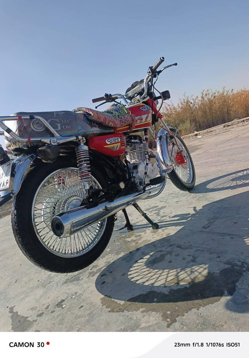 السلام عليكم للبيع تايكر  موديل 24 أوراق أصولي مال وكيل مكفوله كفاله عامه كهربايات كلها شغاله مابيها كل نقص مكاني بابل مشروع المسيب ب650وبيها مجال الشراي***********
