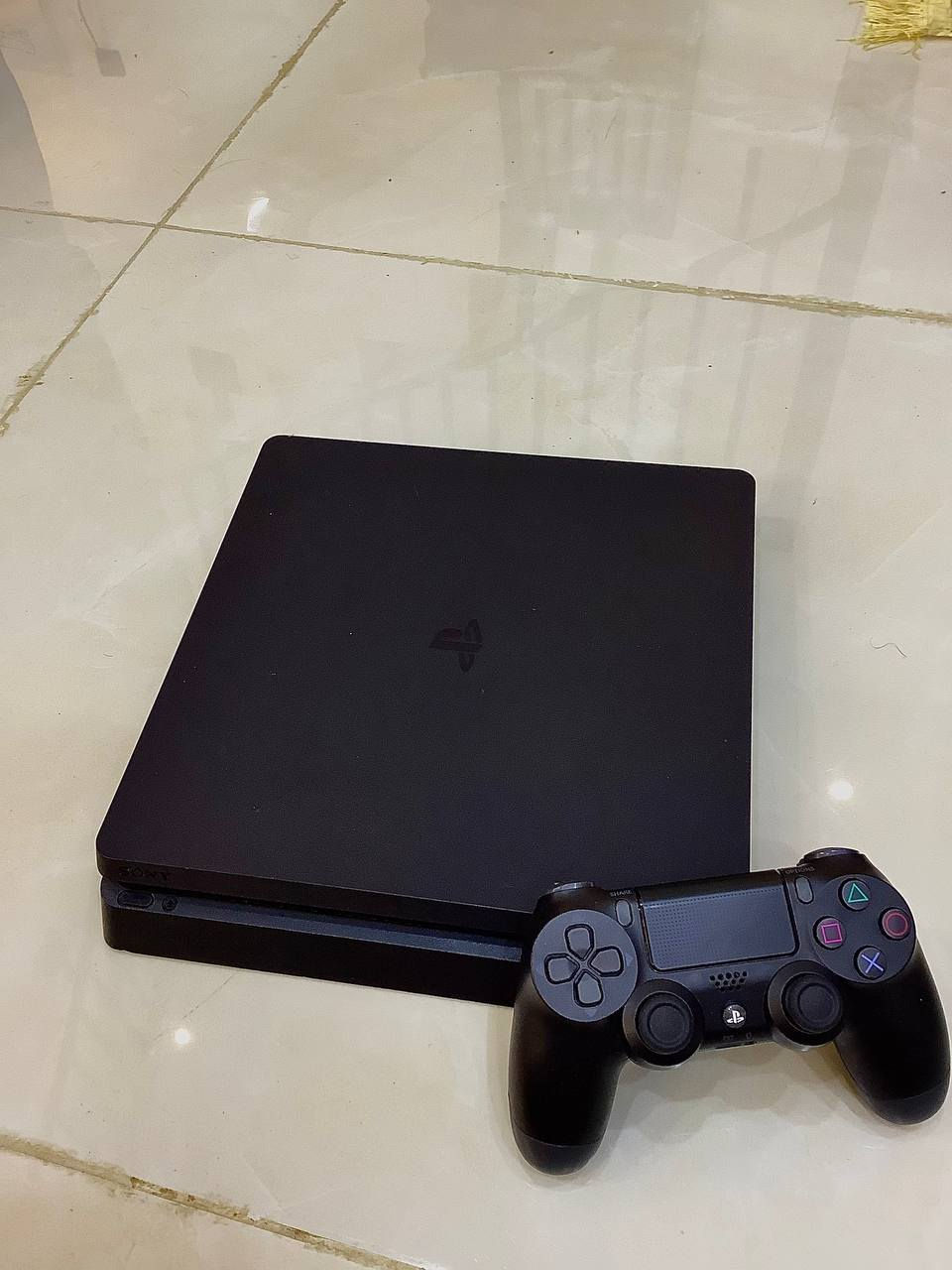 بلي 4 سلم
نظام 13.02 احتمال يرجع downgrade12.52 ويصير مهكر

مبدل بي مروحة ودسك درايف فقط

يجي وياه كامل ملحقات مع يدة تجاري

مع حساب بي الالعاب الاتية

Battlefield V
Resident evil  

سعر 150 بي مجال بسيط للشراي

تواصل فقط (واتساب) على الرقم التالي

0786 509 0327
