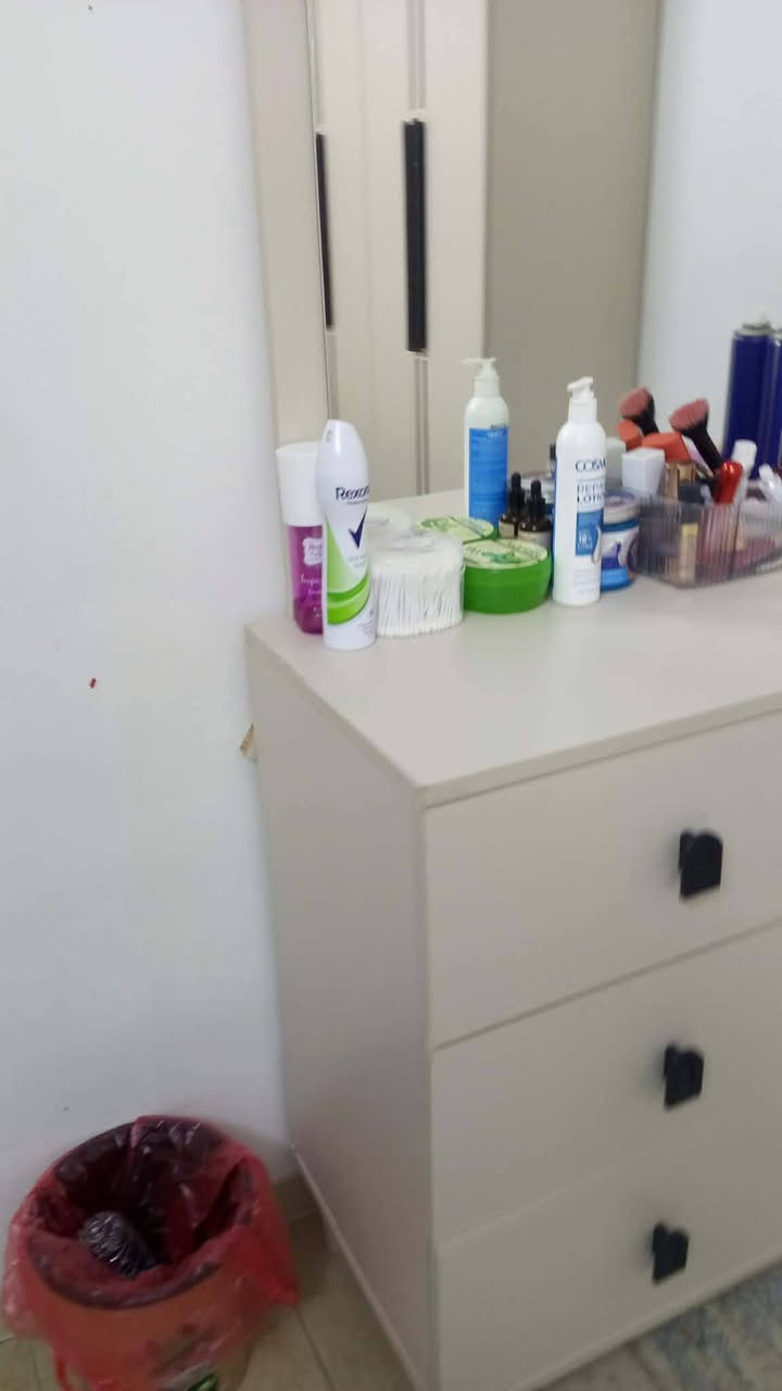 خمس قطع اخو الجديد استخدام شهرين بدون دوشك سعر 400


**إذا كنت صاحب هذا الإعلان وتريد حذفه لأي سبب، رجاءا أرسل رسالة إلى الدعم الفني**