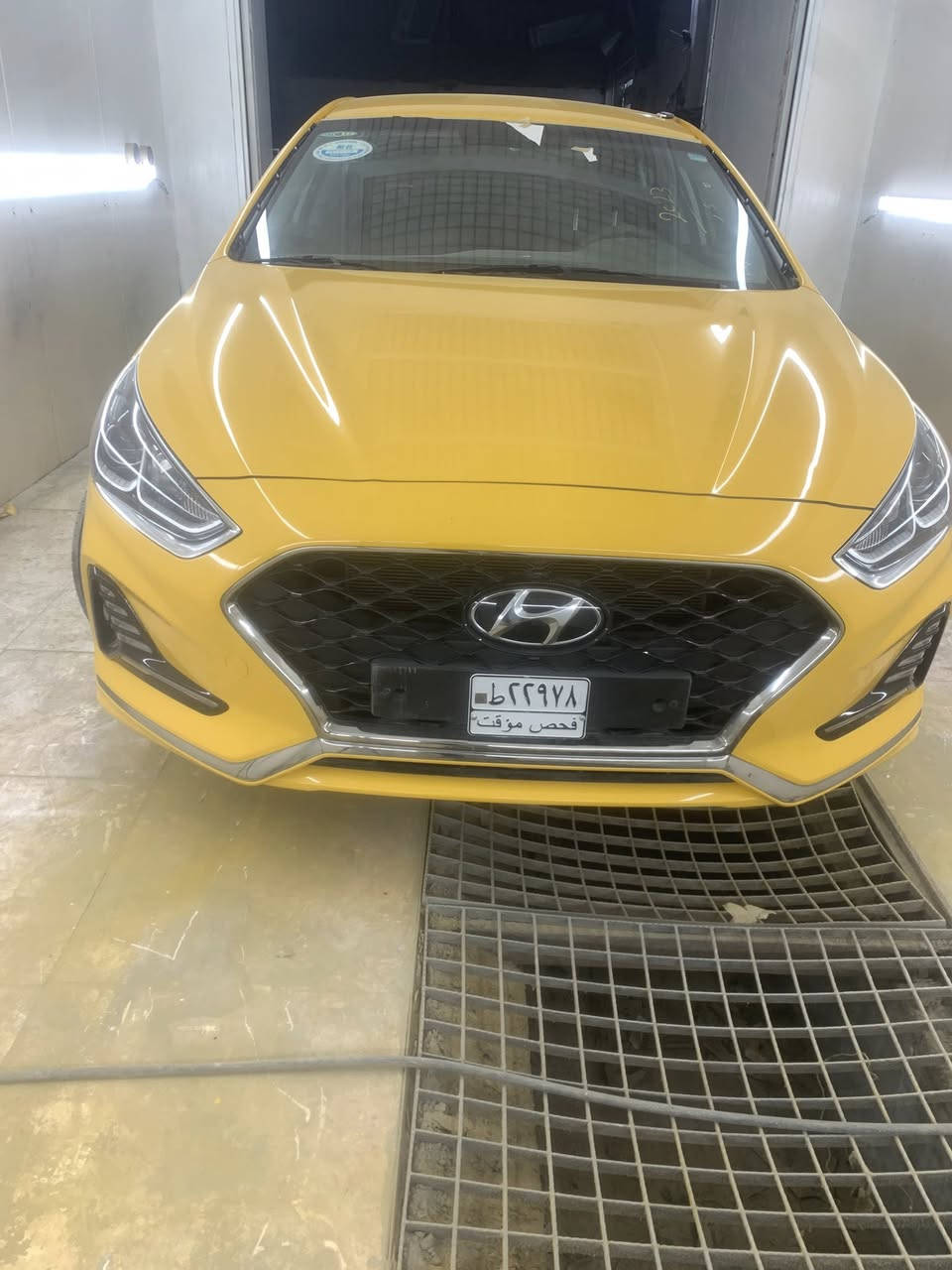 سوناتا 2023 وارد كوري غاز  تكسي بدون رقم  
داخله بالمنفيس اجره 
مكفولة ضربة وكص ..بيها بنيد مبدل اصلي 
محرك 2000 
ماشية 13 الف 
لد امامي 
كشنات جلد 
حساسات خلفية 
السعر 175 
الاتصال ***********
البصره حي بغداد
