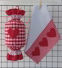 ديكور • أحمر • هدية