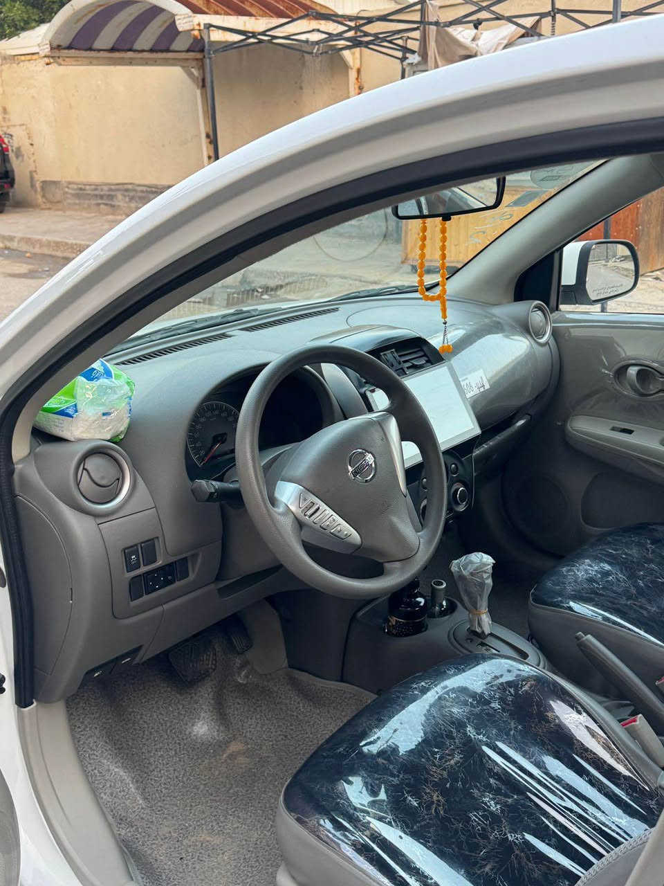 سلام عليكم نيسان صني ام لبليته الزركه مديل 24 كفاله سياره نضيفه ماعوزهه اي شي دهن توه مبدل ماشيه 40 اقل تاخذهه تفحص اسياره استقطاع مباشر من ولد بل بصره بيتهم عده شركه بل تنومه مابقي شي وينتهي وصير حرره رسميات اكفلك ياهن العنوان البصره المعقل الرقم *********** السعرر 118بيهه مجال مستعجل الزبير, البصرة
