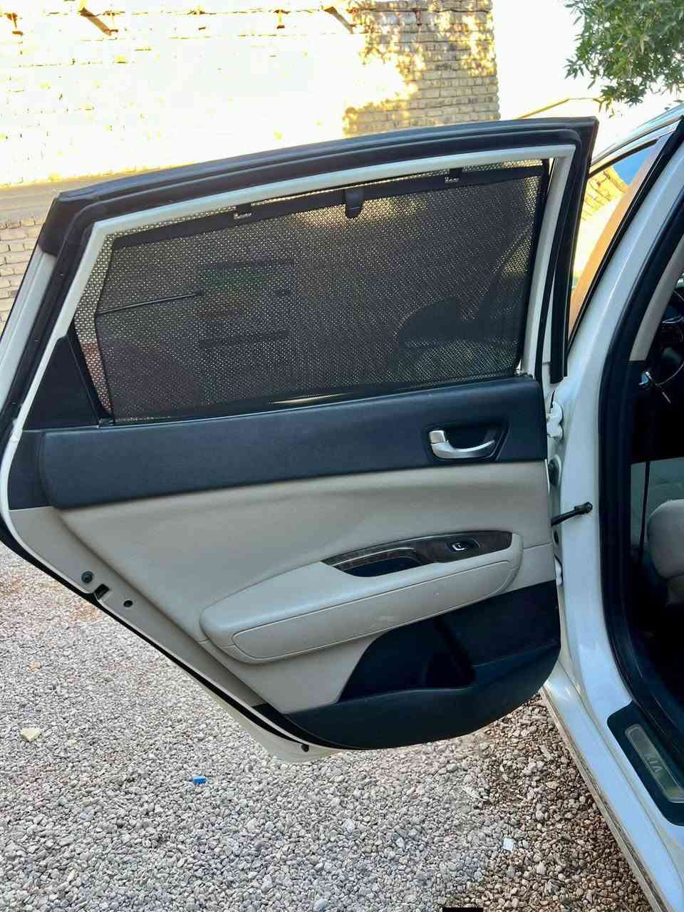 سلام عليكم 
للبيع اوبتيماء خليجي 
مكفوله كفاله عامه 
موديل 2018
محرك 2000 دوش 
لد امامي خلفي 
تبريد قطعتين 
دواخل صاج 
بردات خلفي بلادي 
حساس امامي خلفي 
ويل كب 18 كروم 
رقم بغداد بسمي 
سنويه لل 28 
السعر138
***********واتساب او اتصل 
مكلف بل نشر
