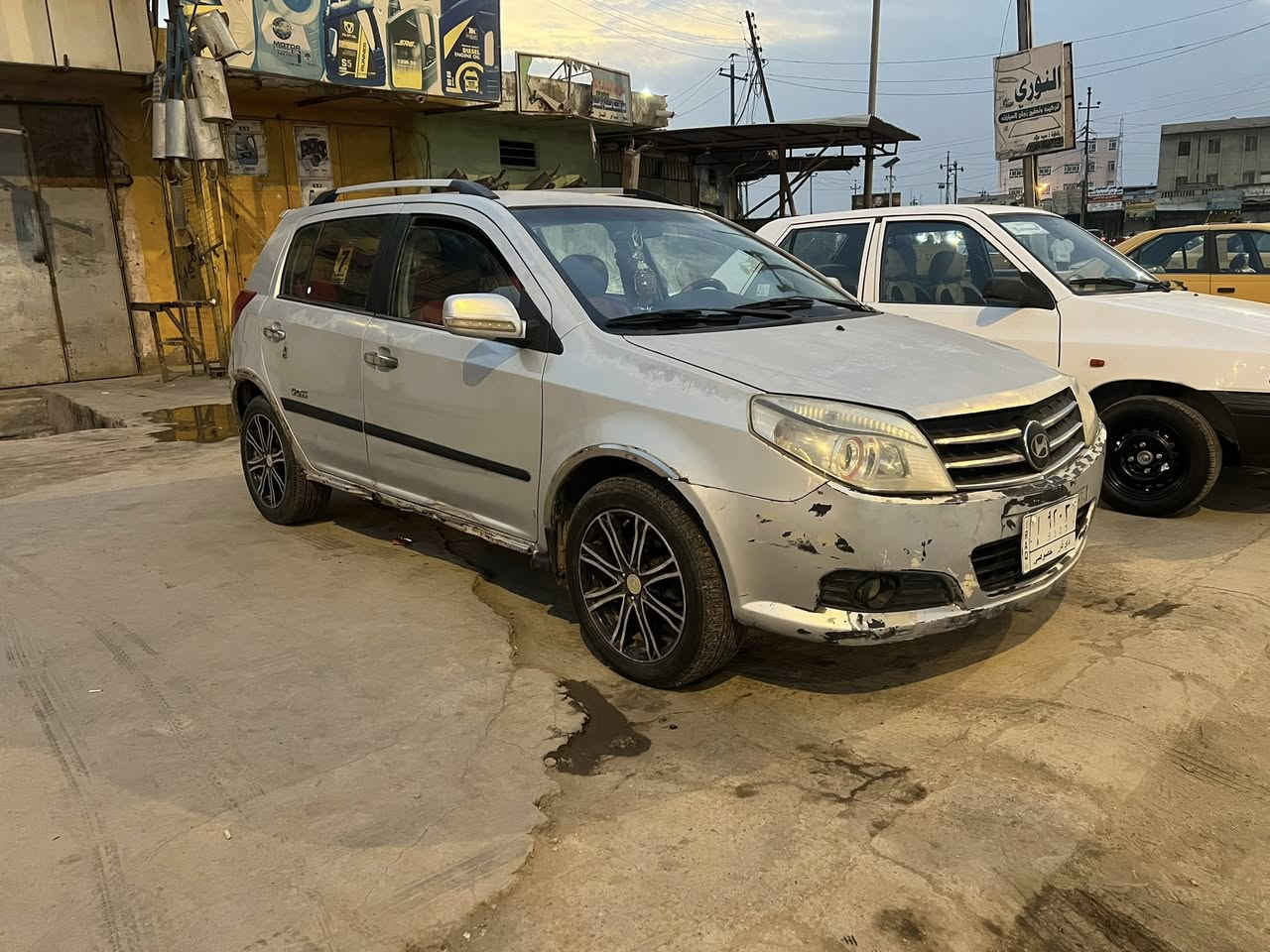 جيلي 2013
مكفوله من الفتح والتبديل 
كير مكينه حداديه تبريد تاير كفاله 
السعر 30
***********
