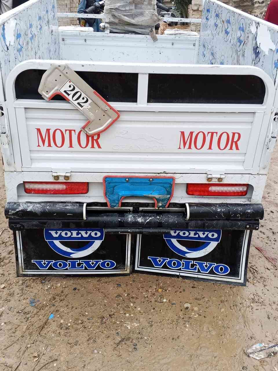 ***********
السلام عليكم ستوته للبيع موديل 26 والمشره لادق علي2600
