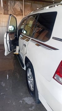 لاندكروز VXR • ٢٠١٠ • محرك V8